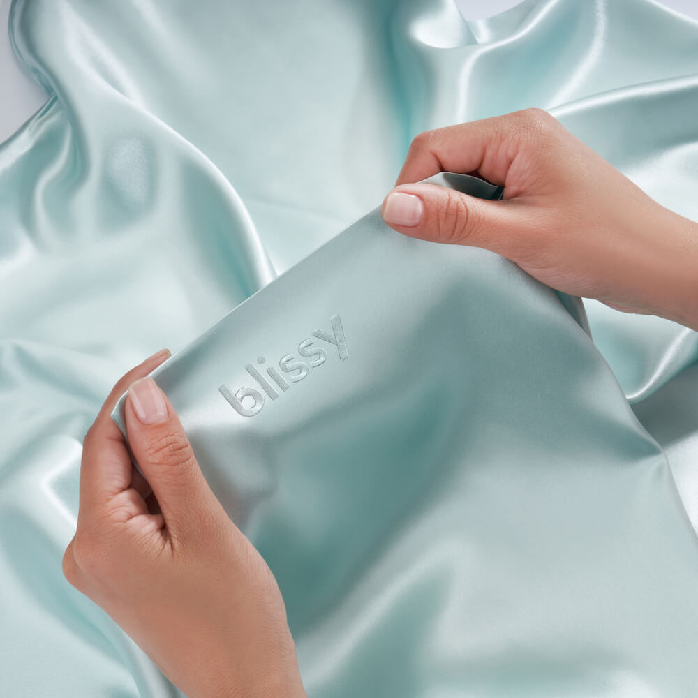 Mint Pillowcase Close-Up – Blissy 22 Momme Silk