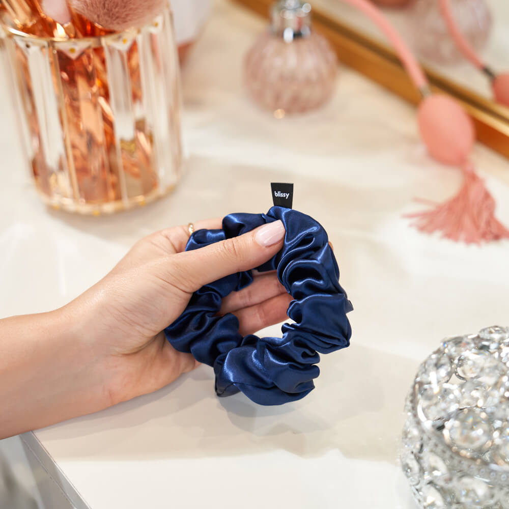 Blissy Blue Silk Blissy Scrunchies Detail –