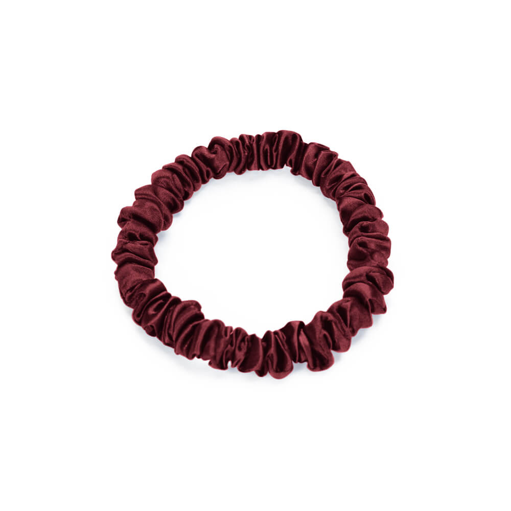 Blissy Burgundy Blissy Skinny Scrunchies Lifestyle – Mulberry Silk