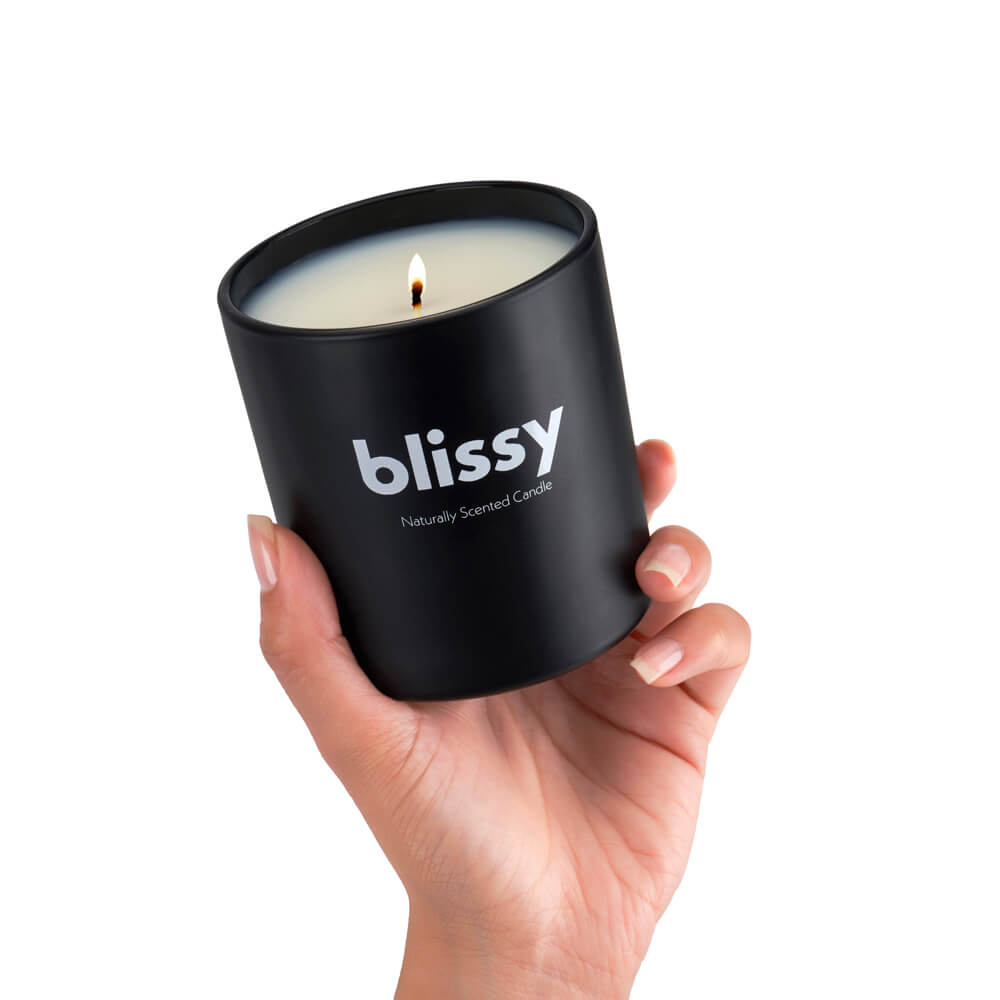 Blissy 100% Vegan Soy Wax Silk Blissy Candle Detail –