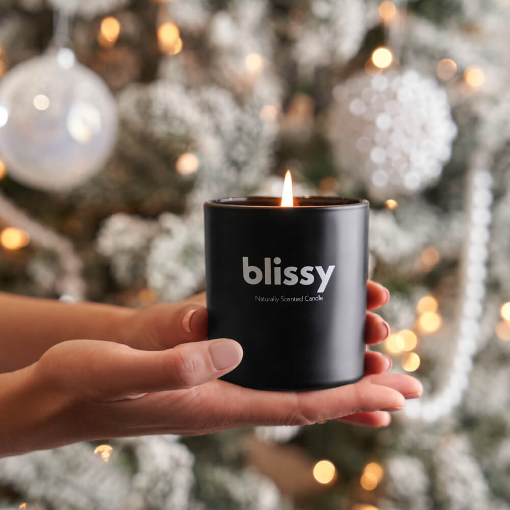 Blissy 100% Vegan Soy Wax Silk Blissy Candle Detail –