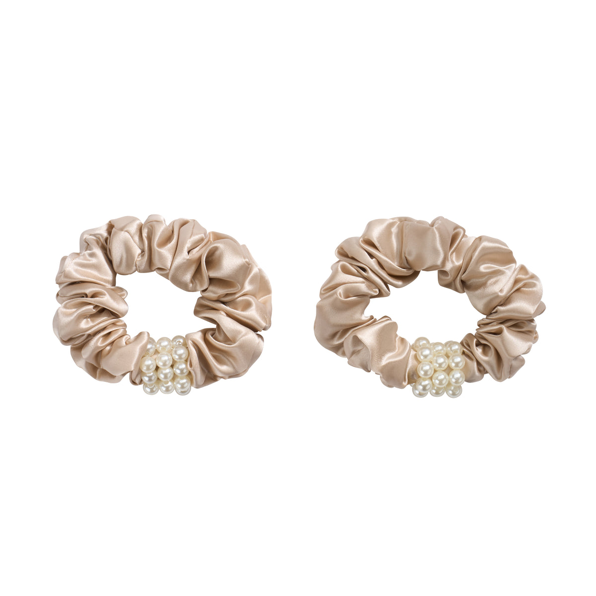Champagne Blissy Petite Pearl Scrunchies Close-Up – Blissy 22 Momme Silk