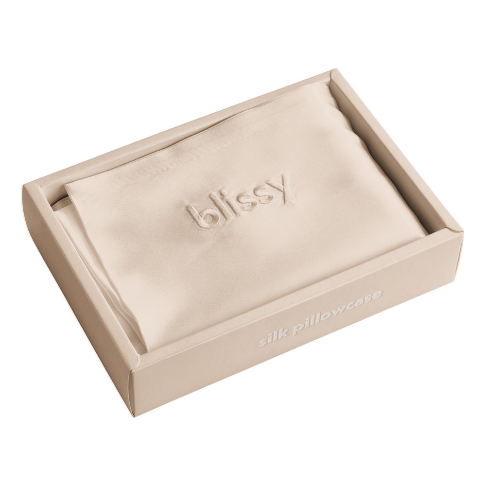 Champagne Mulberry Silk Crescent Pillowcase – Blissy Queen