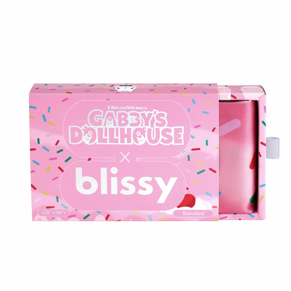 Blissy Gabby'S Dollhouse Silk Pillowcase Detail –