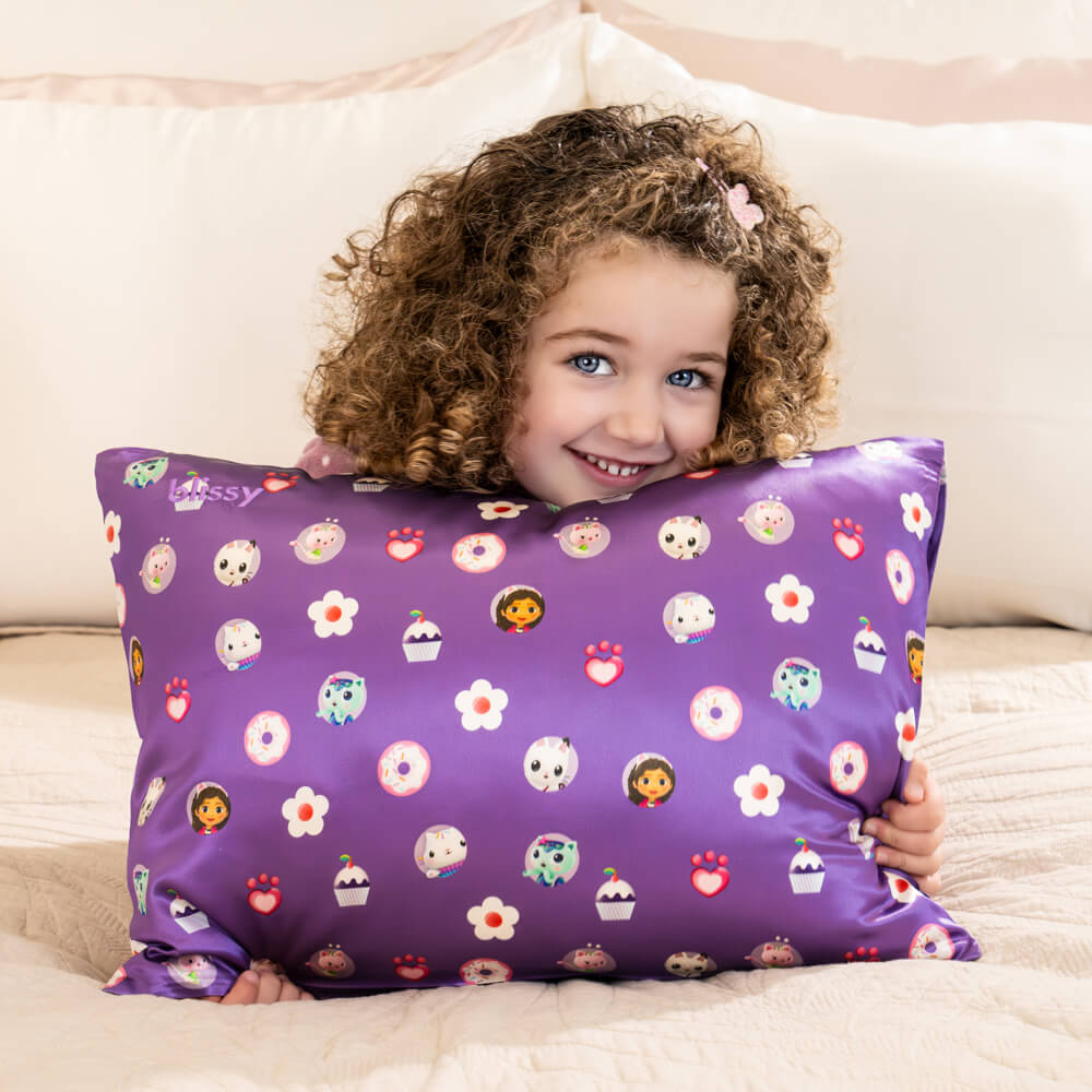 Gabby'S Dollhouse Pillowcase Close-Up – Blissy 22 Momme Silk