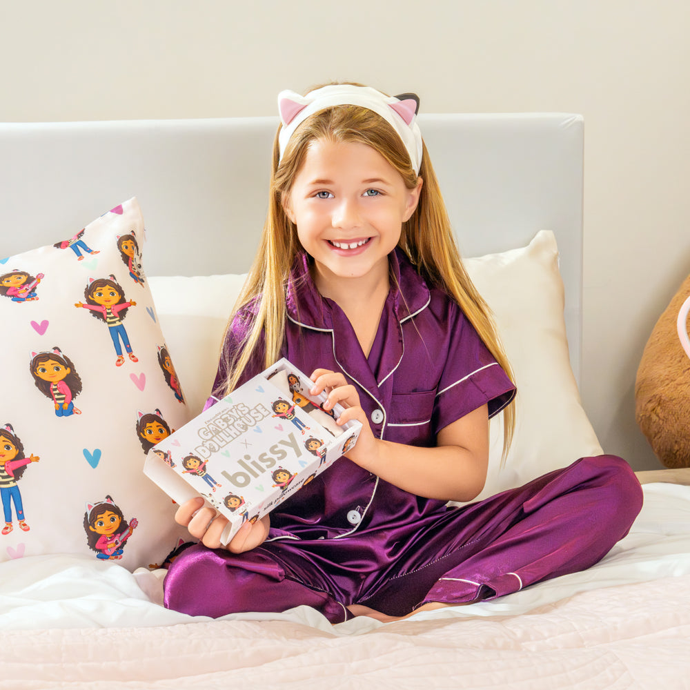 Gabby'S Pastel Hearts Pillowcase – Blissy Premium Silk