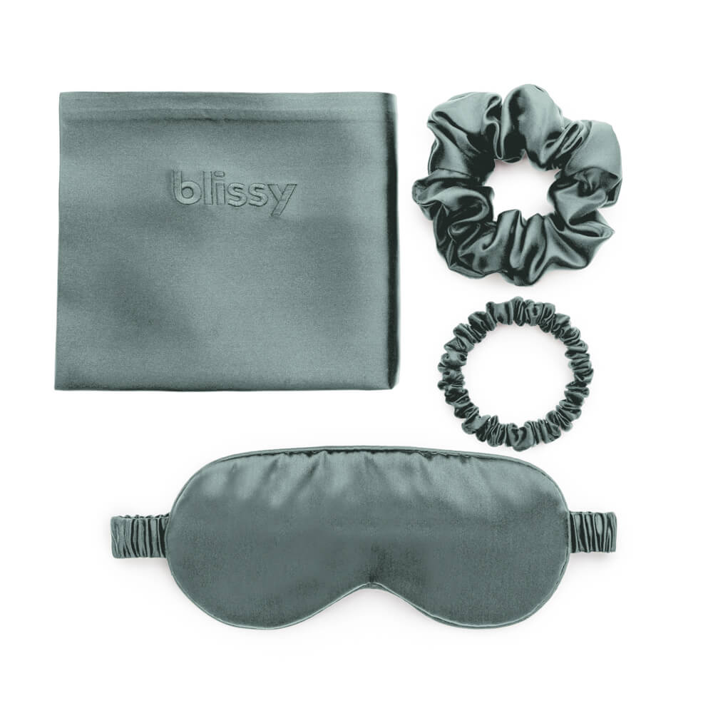 Blissy Standard Matcha Blissy Dream Set Lifestyle – Mulberry Silk