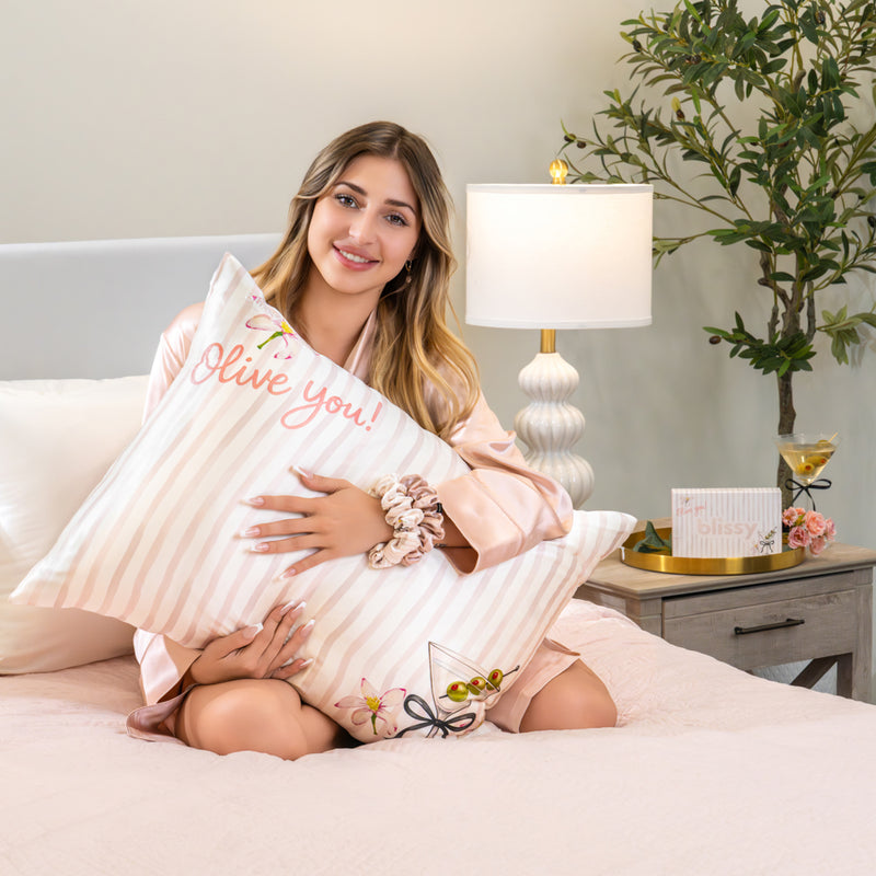 Pillowcase - Olive You - Queen