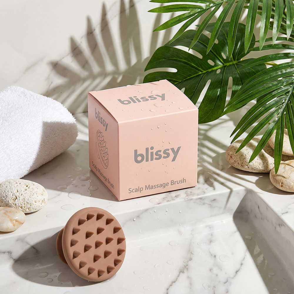 Blissy Nude Silk Blissy Scalp Massage Brush Detail –