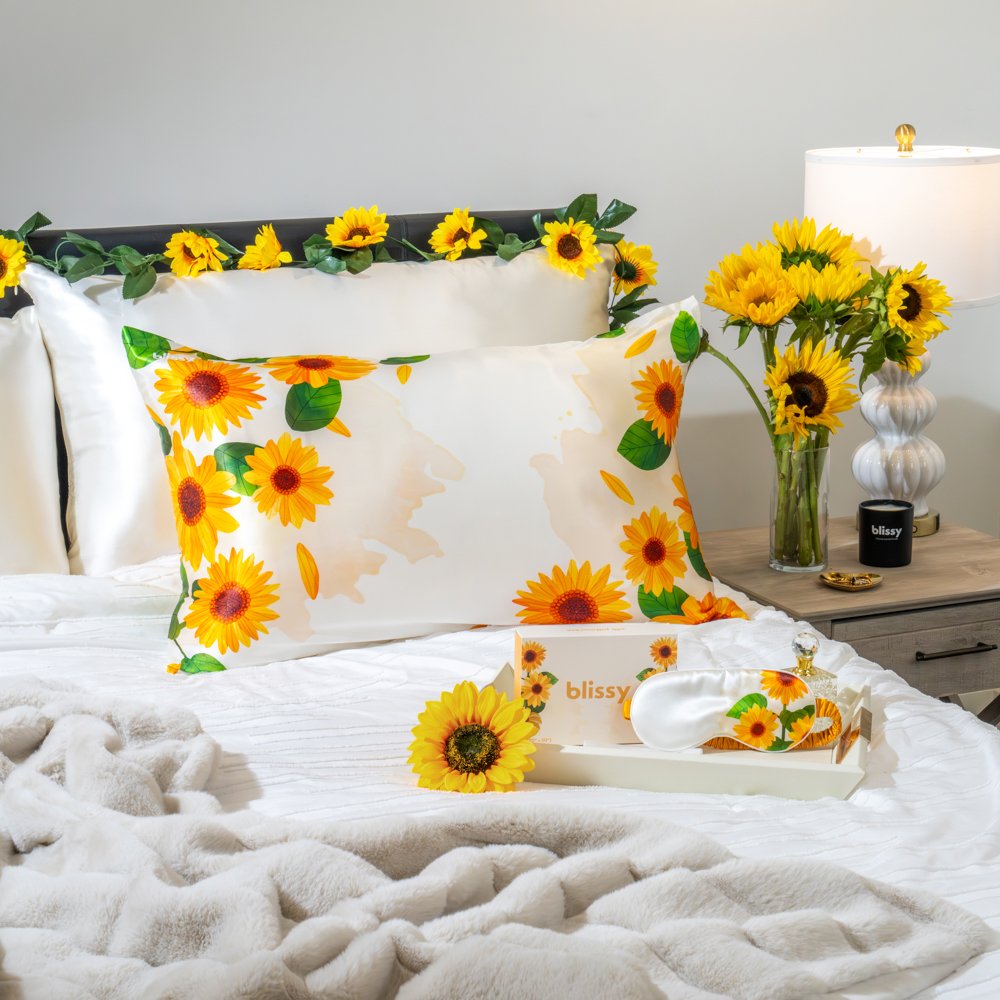 Blissy Mulberry Silk Pillowcase – Zodiac Flower Queen