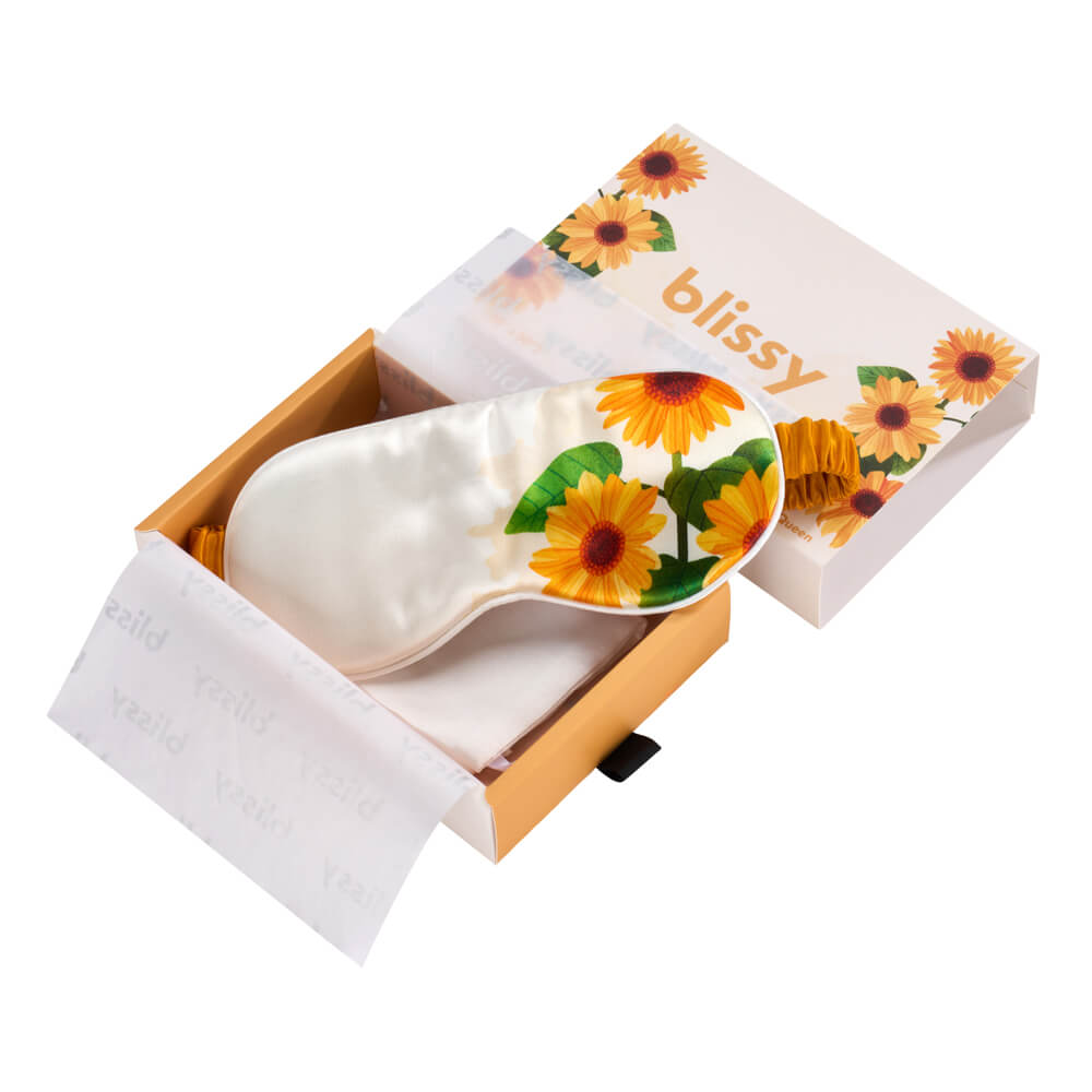 Blissy Zodiac Flower Silk Sleep Mask Detail –