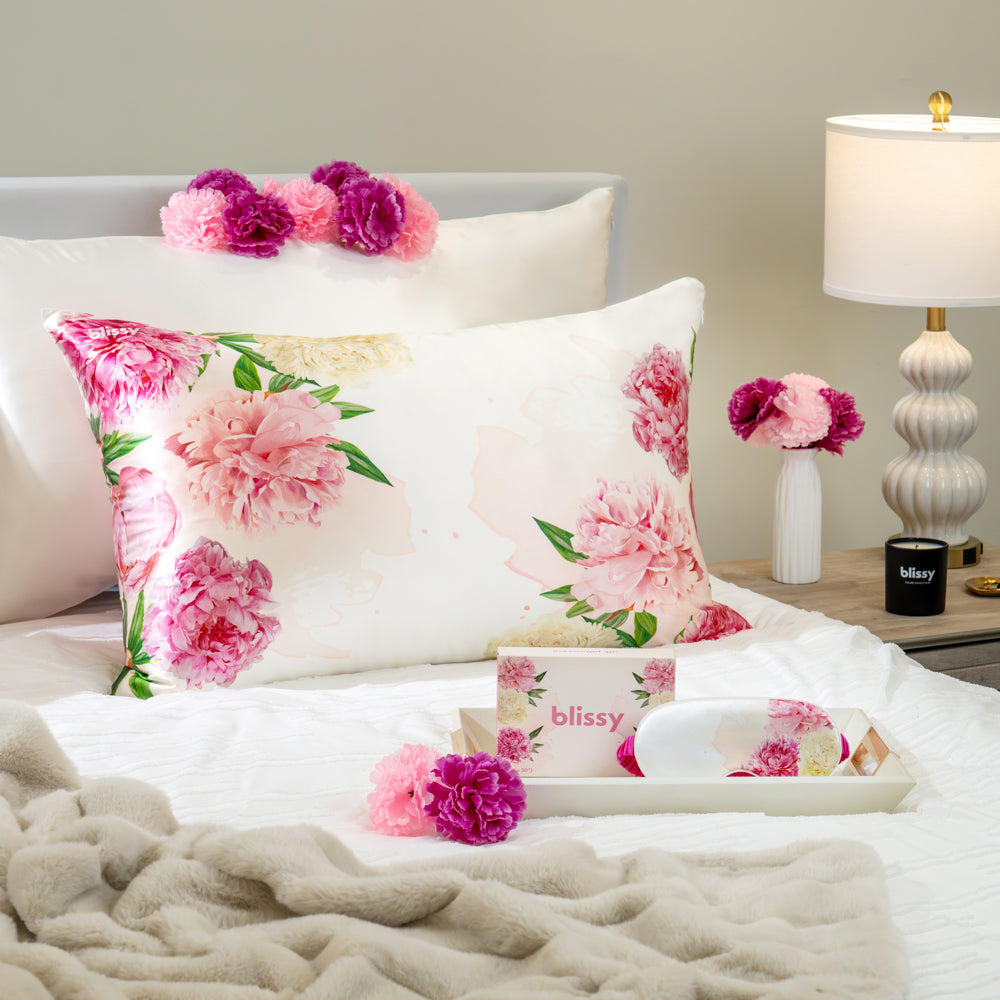 Zodiac Flower Pillowcase Close-Up – Blissy 22 Momme Silk
