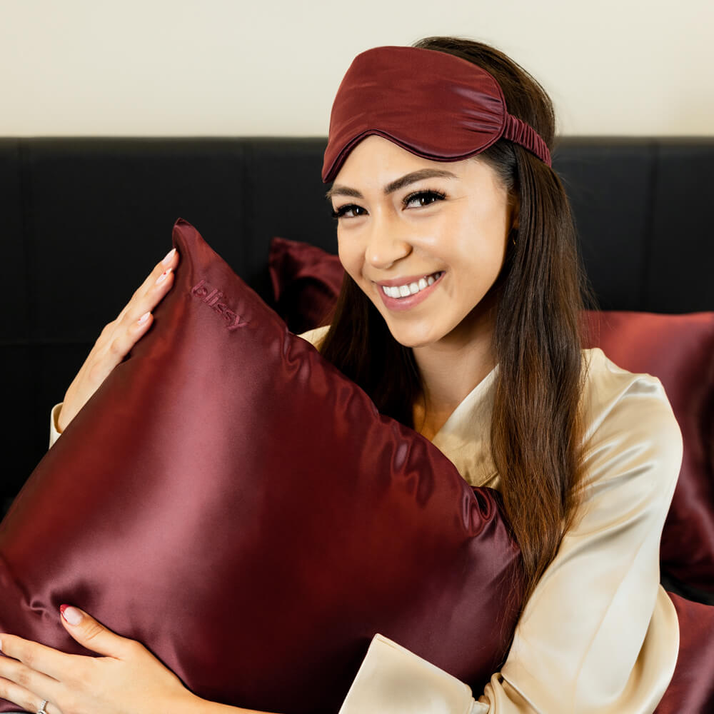 Blissy Burgundy Silk Pillowcase Detail – Queen