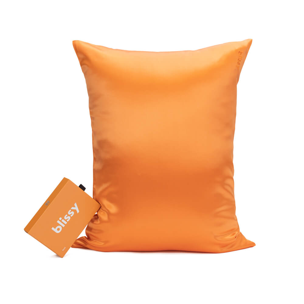 Blissy King Coral Pillowcase Lifestyle – Mulberry Silk