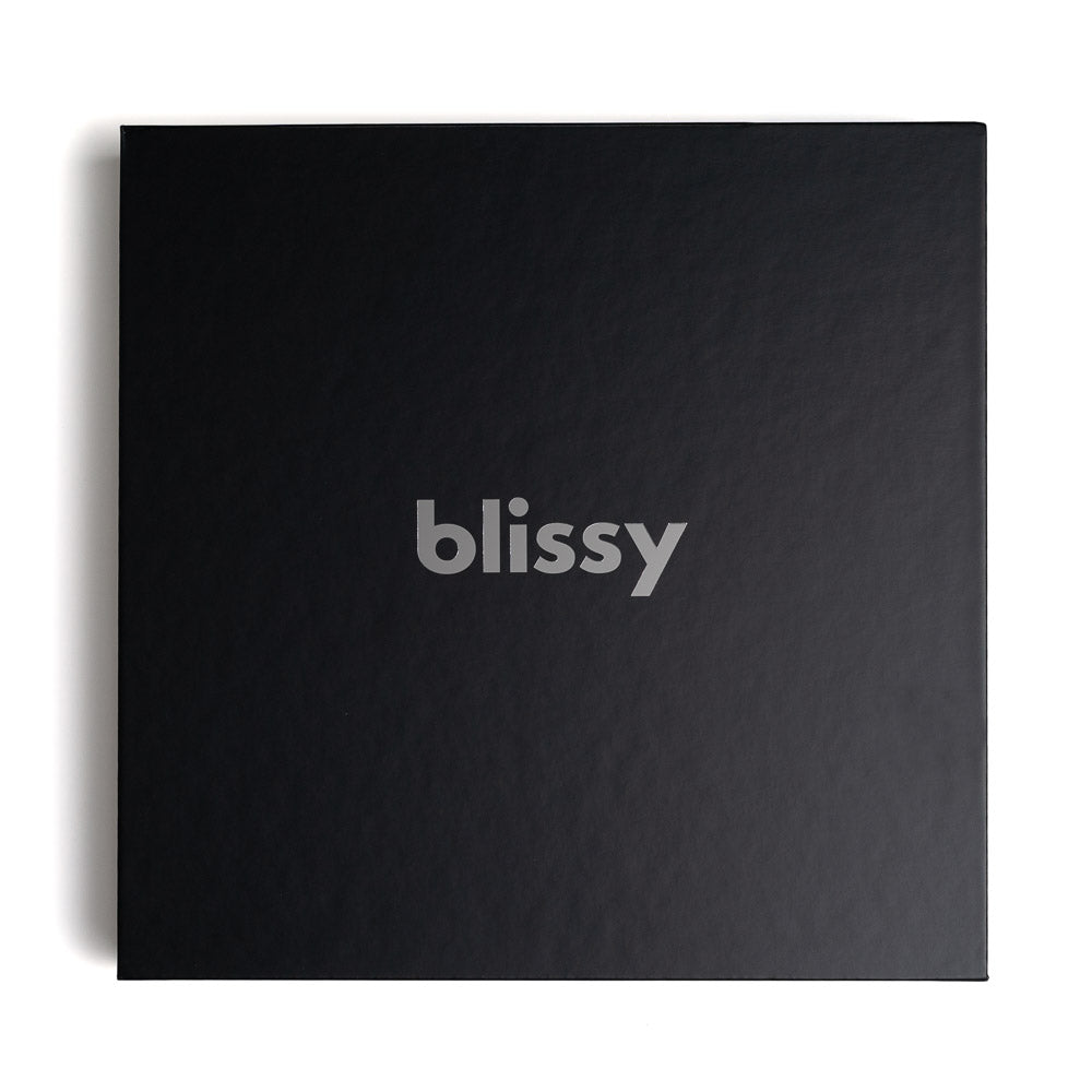 Blissy Black Silk Blissy Dream Set Detail – Standard