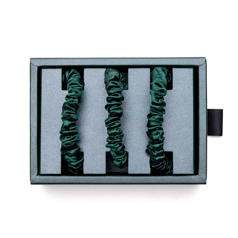 Blissy Emerald Blissy Skinny Scrunchies Lifestyle – Mulberry Silk