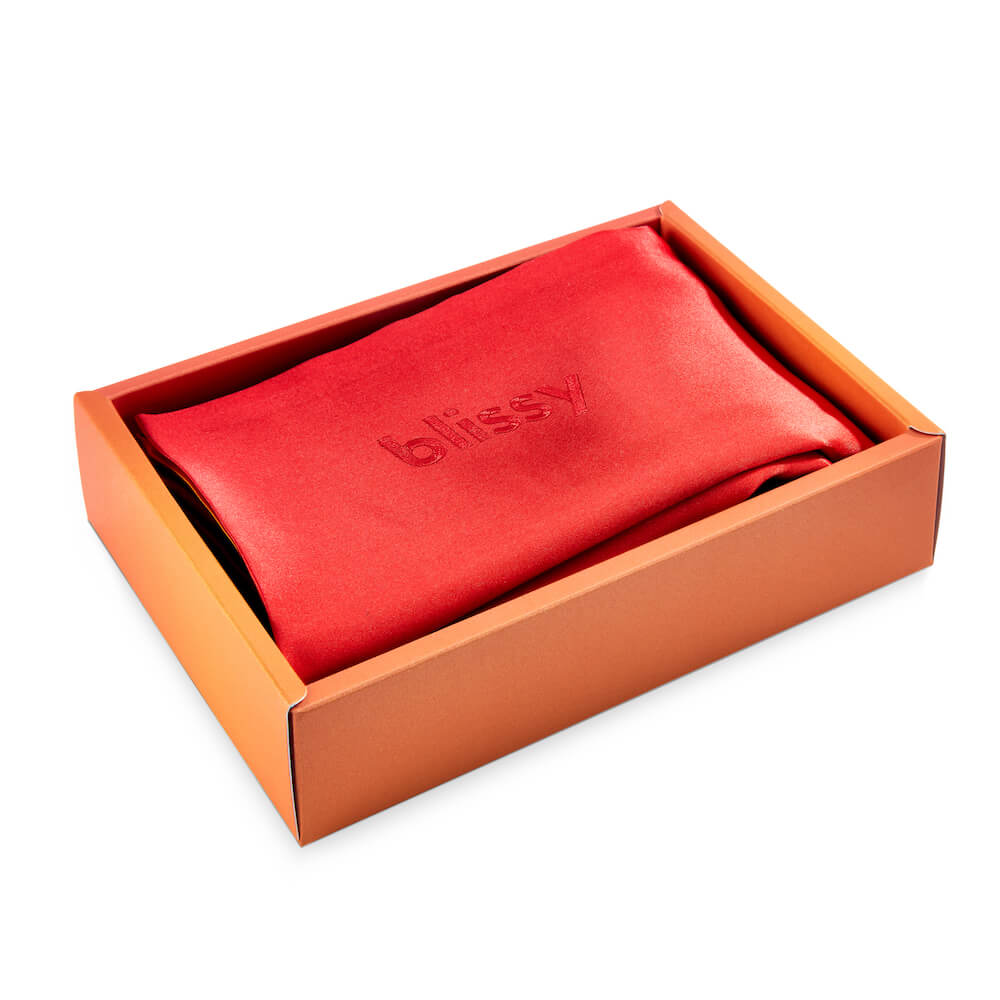 Blissy Standard Orange Ombre Pillowcase Lifestyle – Mulberry Silk