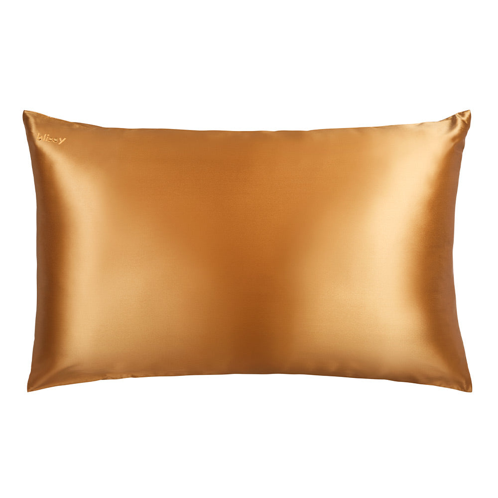 Blissy Queen Gold Pillowcase Lifestyle – Mulberry Silk