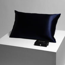 Load image into Gallery viewer, Pillowcase - Blue - Queen
